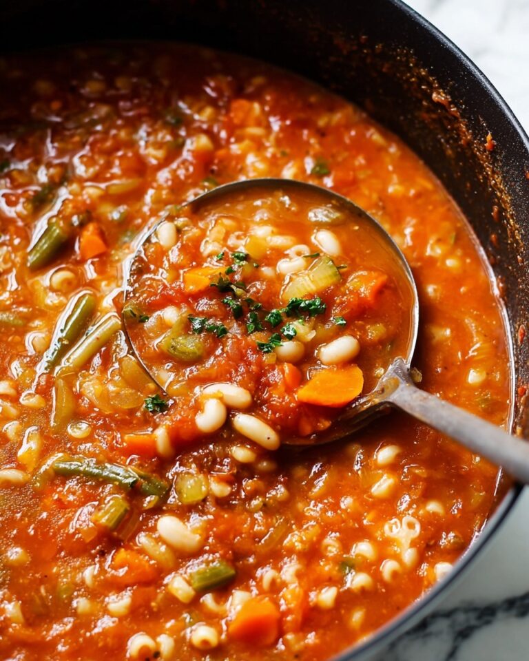 Hearty Minestrone Soup with Pasta and Vegetables Recipe