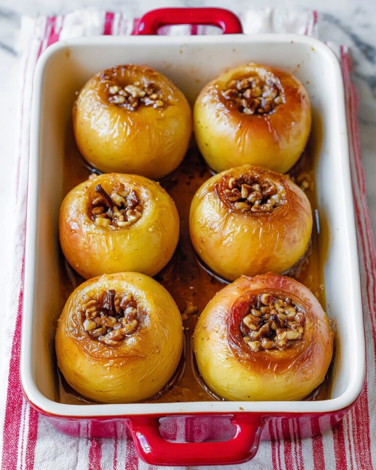 Baked Apples with Cranberries, Nuts, and Cinnamon Recipe