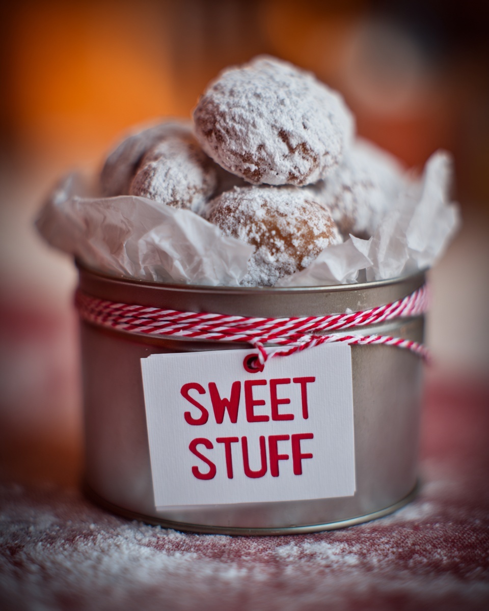 Almond Snowball Cookies Recipe - Recipe Image