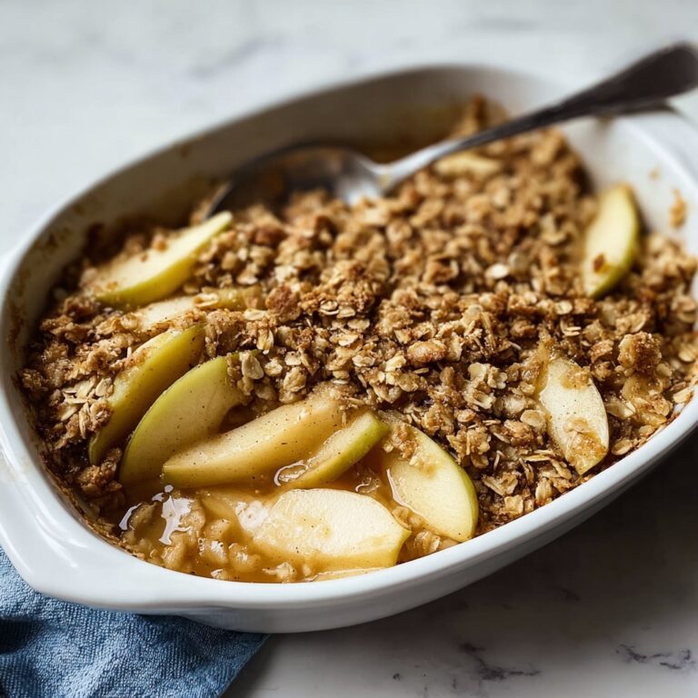 Irresistibly Good Apple Crisp with Oatmeal Topping Delight Recipe